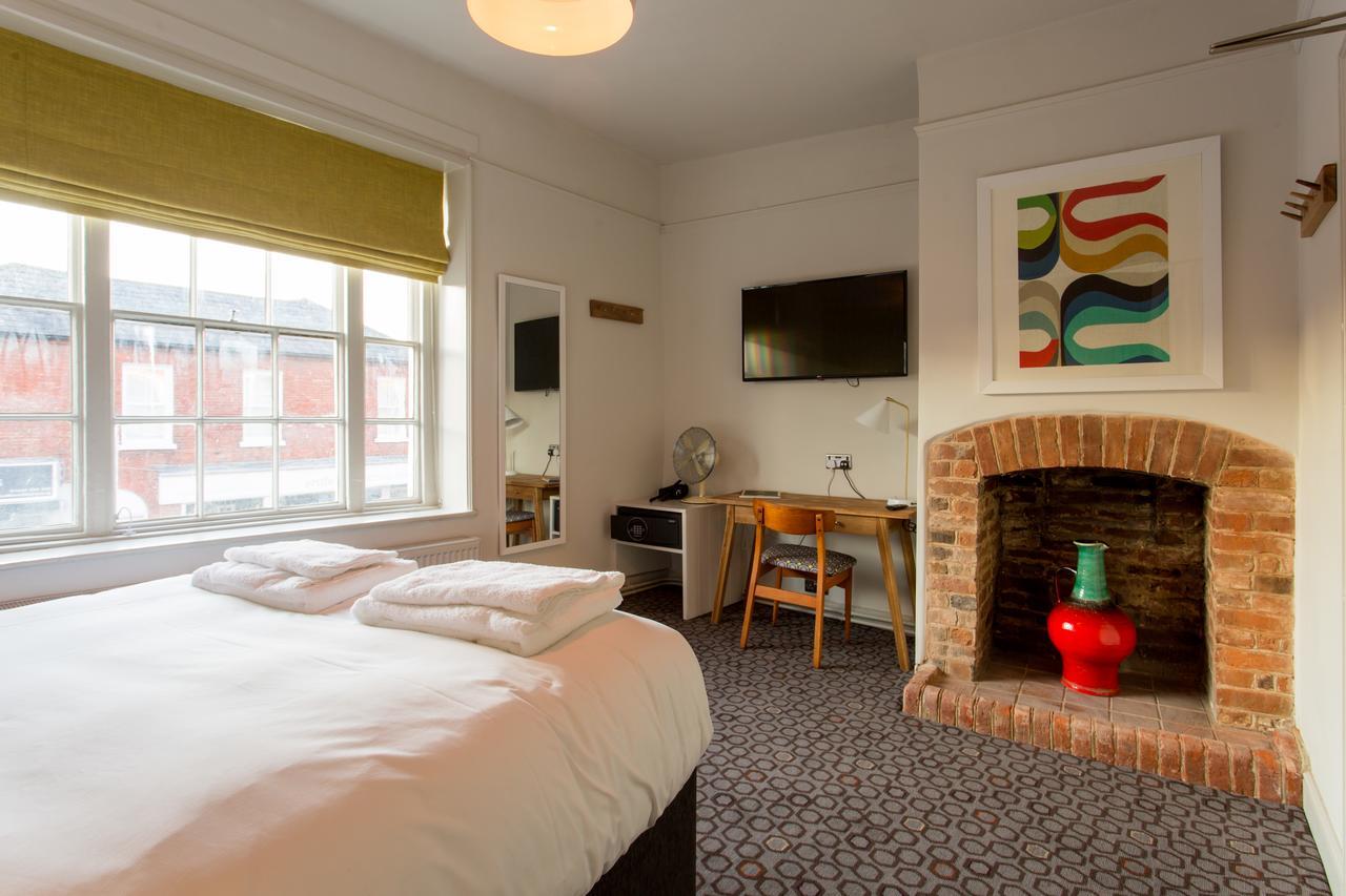 The Dolphin Hotell Newbury  Exteriör bild