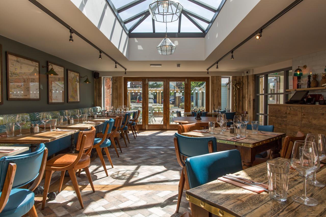 The Dolphin Hotell Newbury  Exteriör bild