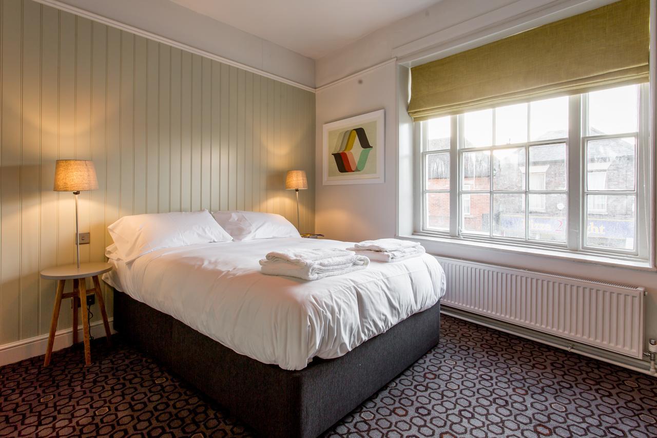 The Dolphin Hotell Newbury  Exteriör bild